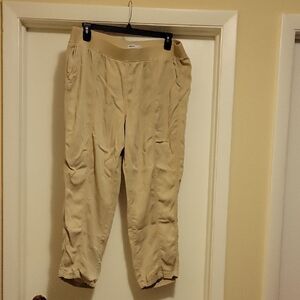 Sonoma Women's Plus Khaki Comfort Waist Capri/Ankle Pants